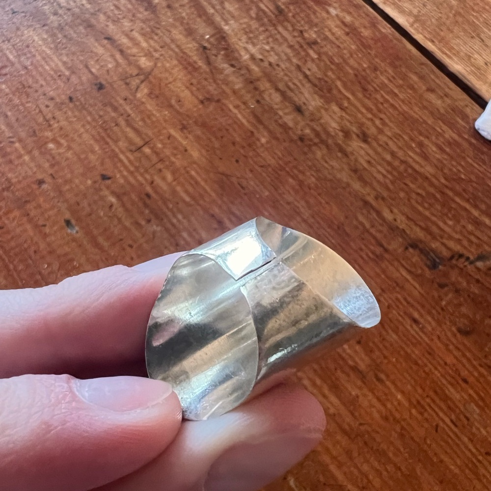 Sterling Silver Ring With large blue stone (broken band) - Picture 8 of 14